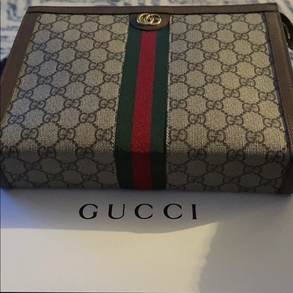 gucci ophidia pouch